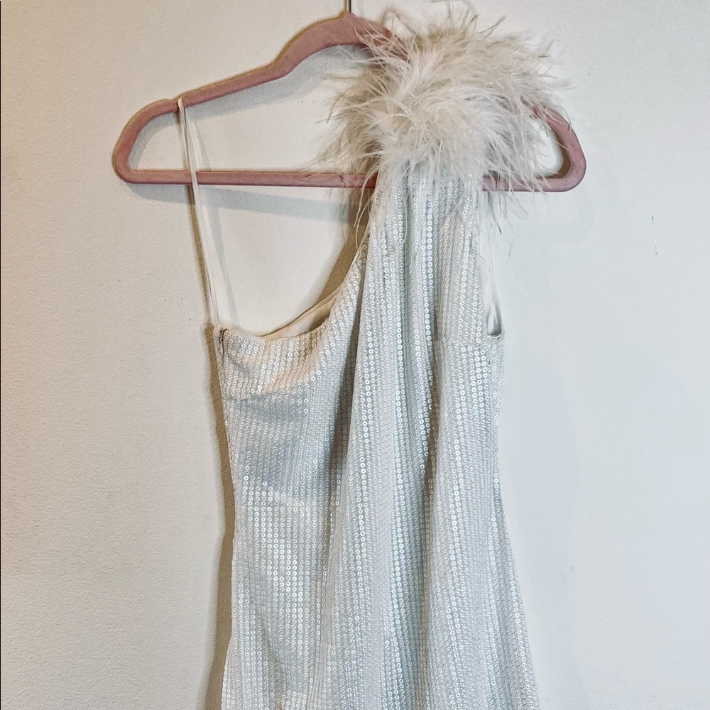 White One Shoulder Sequin Party Dress